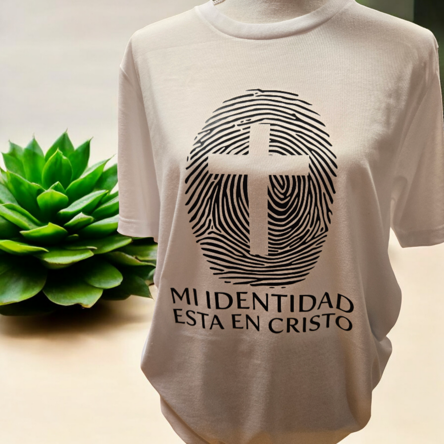 Mi Identidad esta en Cristo t-shirt